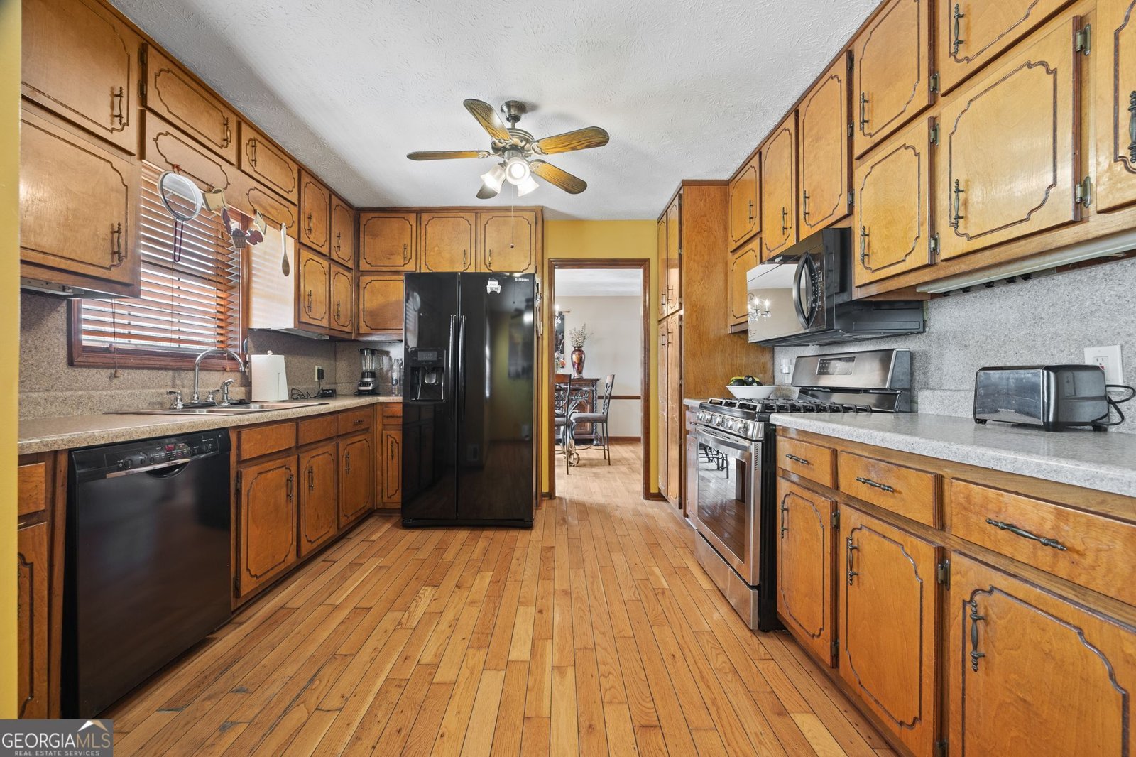 180 Oak Leaf Drive Stockbridge - Photo 10