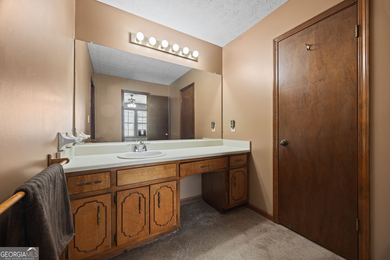 180 Oak Leaf Drive Stockbridge - Photo 19