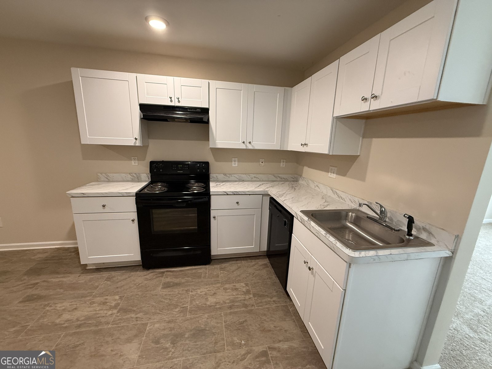 572 Elles Way Griffin - Photo 6