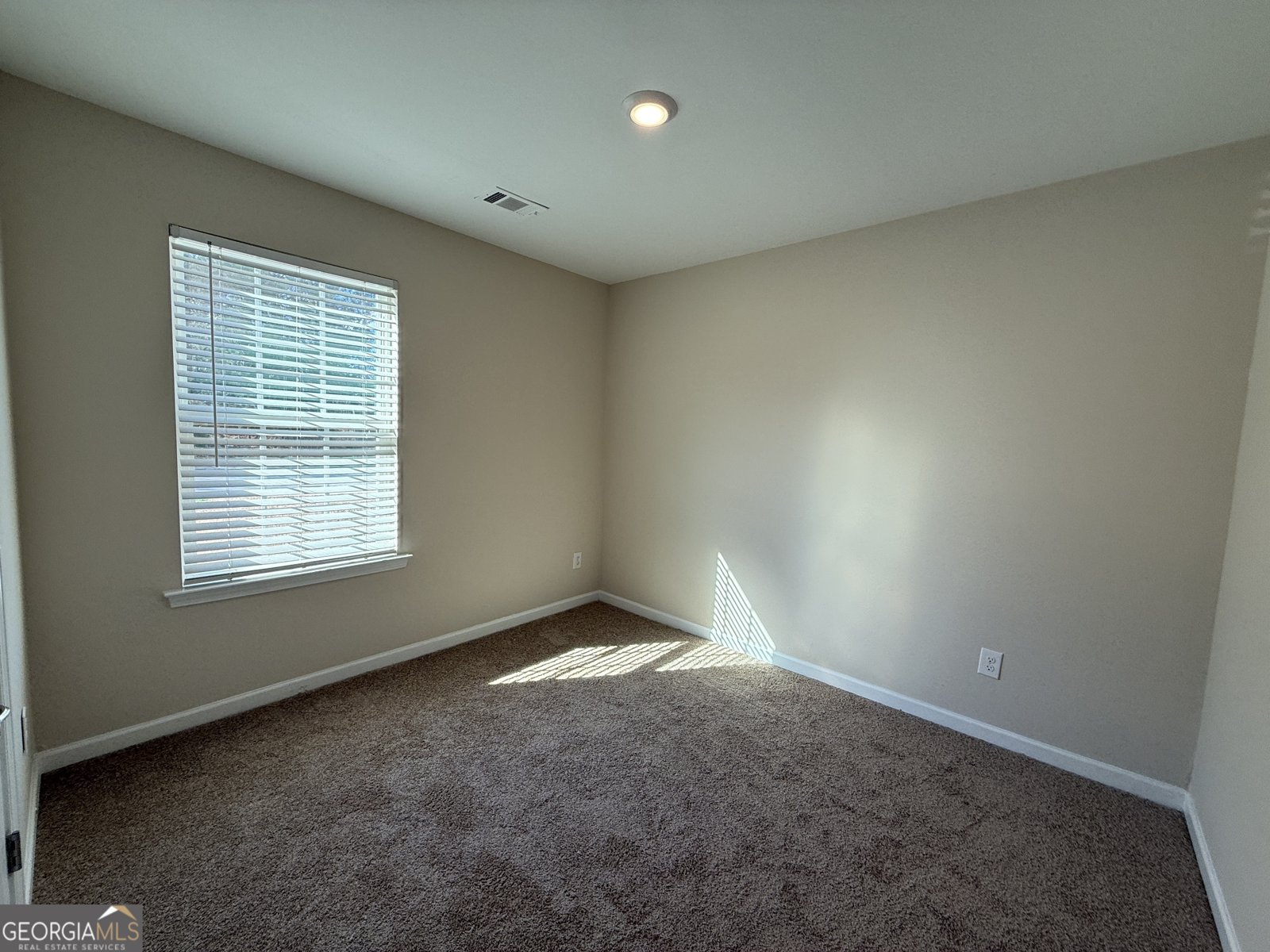 572 Elles Way Griffin - Photo 9