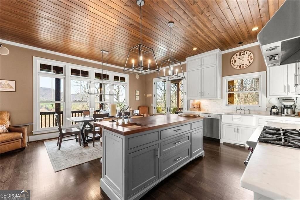 371 Orchard Hills Drive Clarkesville - Photo 13