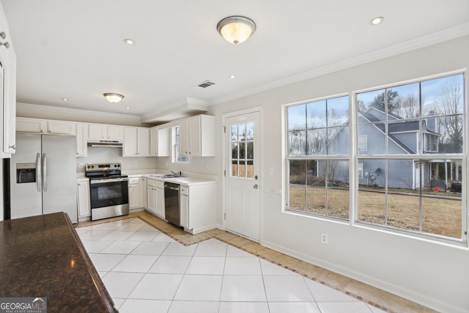 9445 Sleepy Hollow Lane Jonesboro - Photo 7