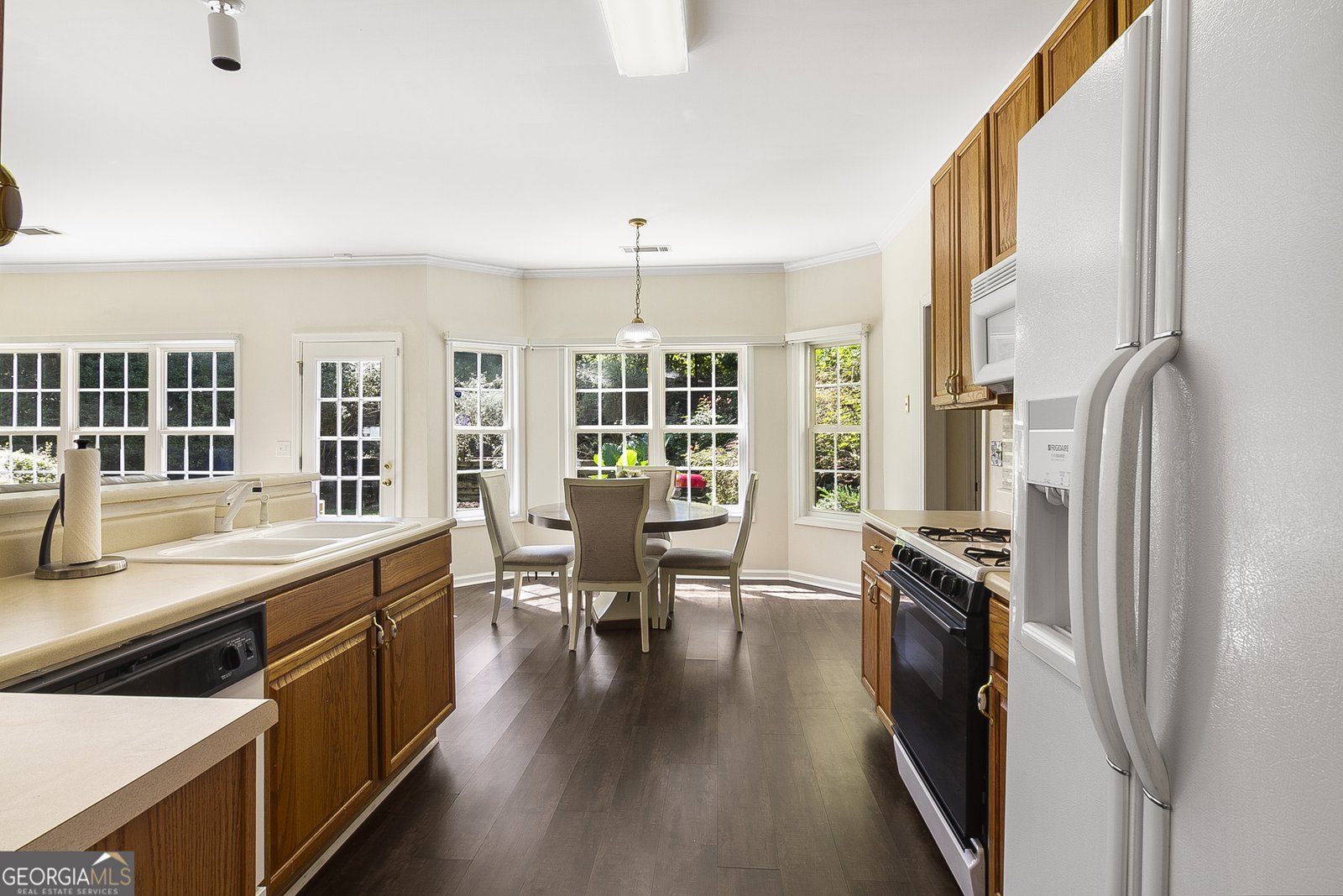 1166 Mandalay Court Lilburn - Photo 12