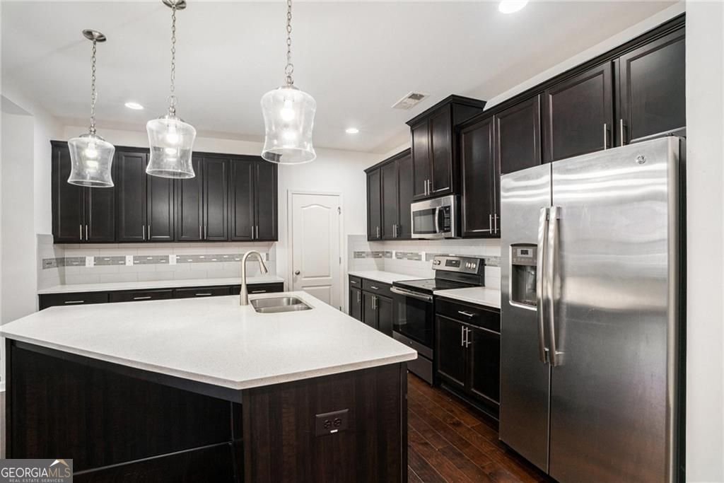 7736 Rutgers Circle Fairburn - Photo 10