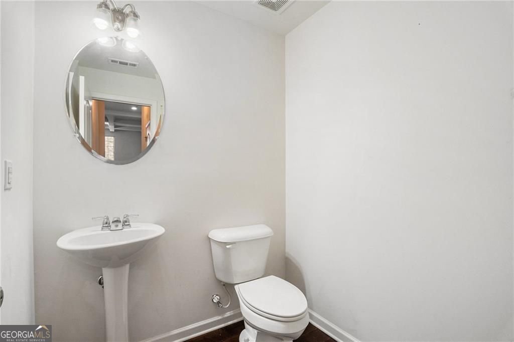 7736 Rutgers Circle Fairburn - Photo 11