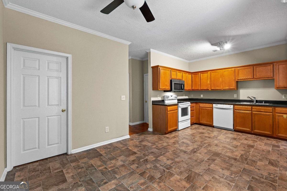 380 Brentwood Drive Newnan - Photo 11