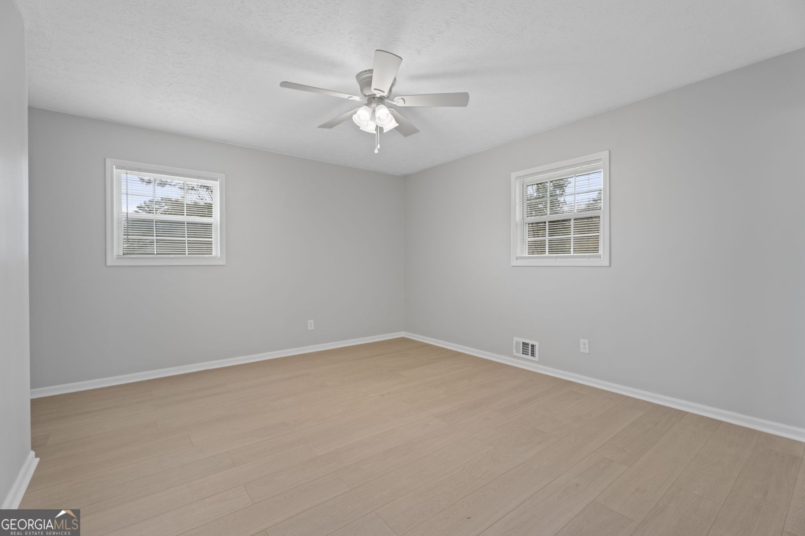 2542 Burton Circle Morrow - Photo 13