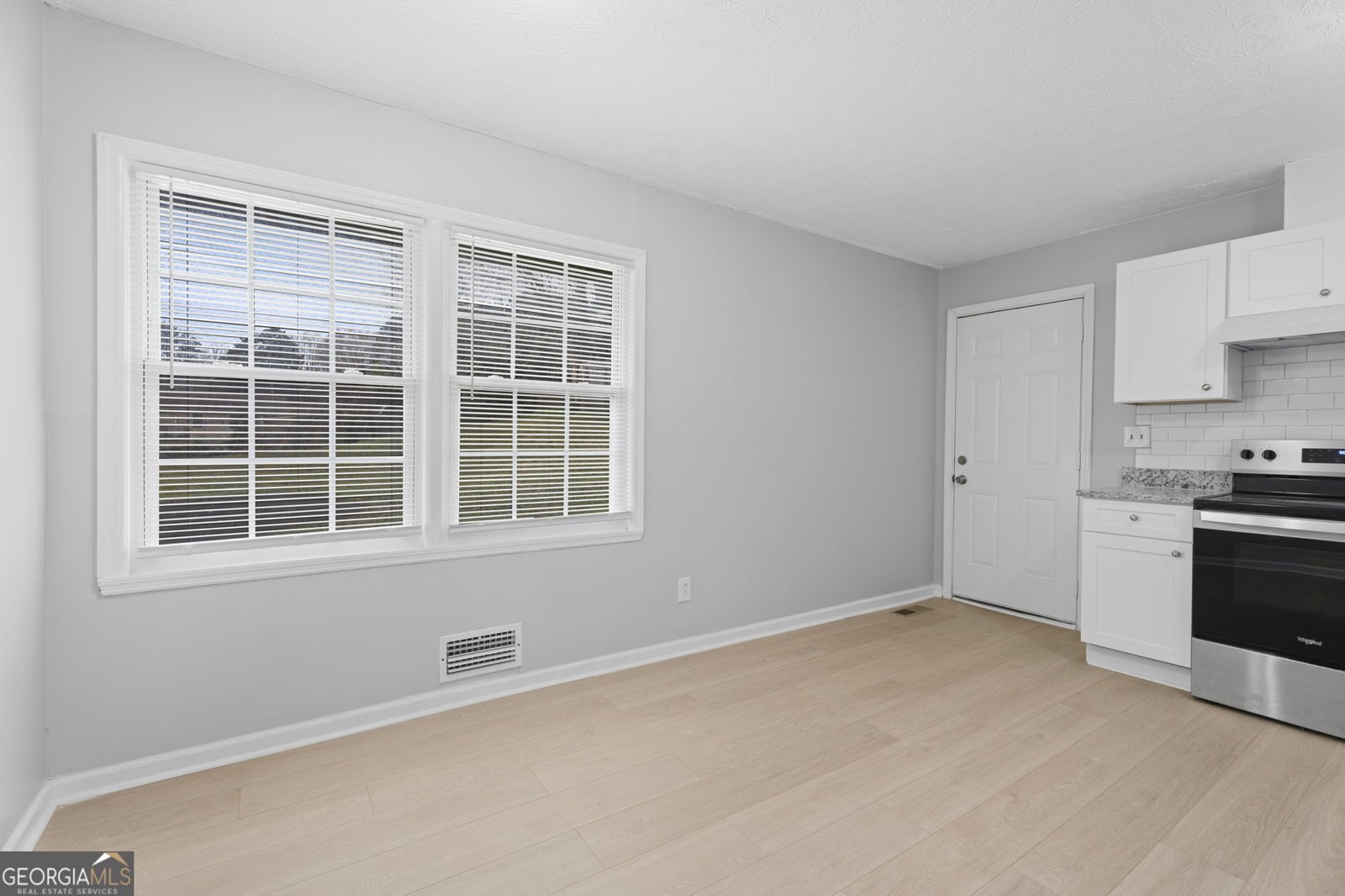 2542 Burton Circle Morrow - Photo 6