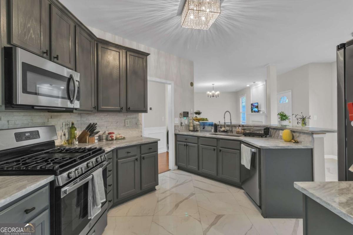 698 Deer Lake Trail Stone Mountain - Photo 12