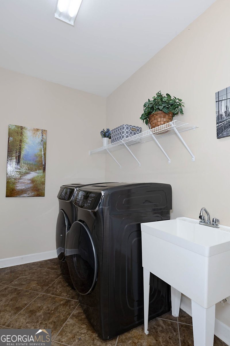 8890 Promenade Place Midland - Photo 16