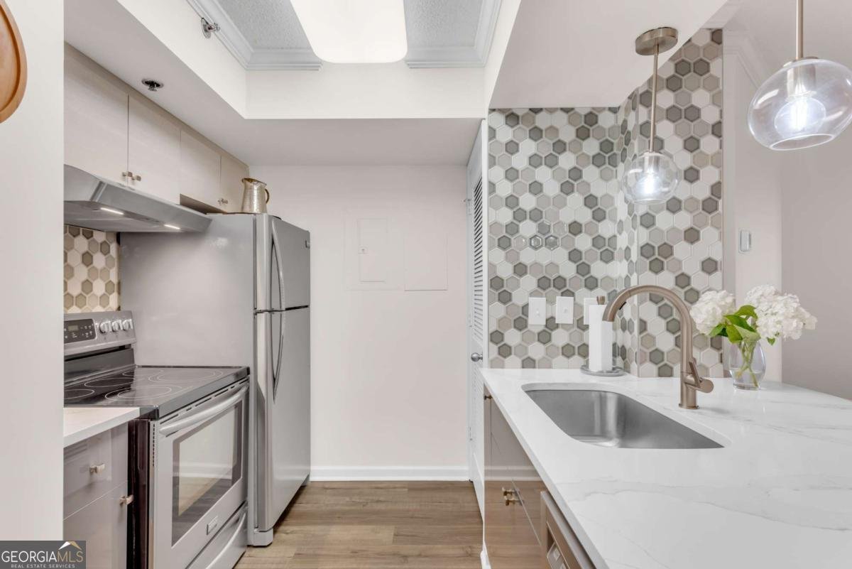 795 Hammond Drive Atlanta - Photo 7