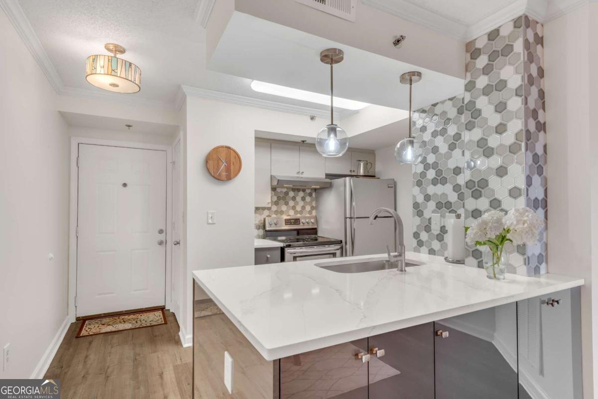 795 Hammond Drive Atlanta - Photo 9