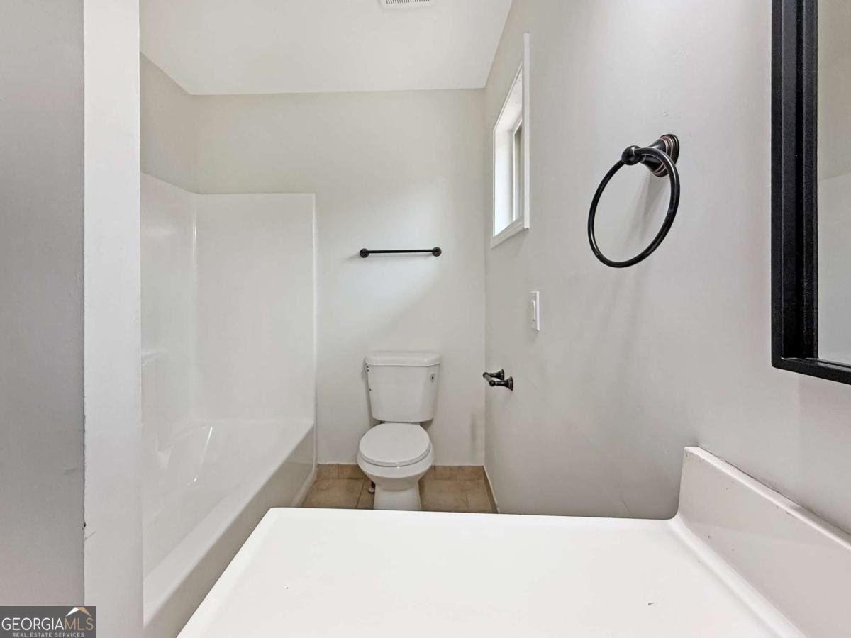 2735 Lakeside Trail Cumming - Photo 12