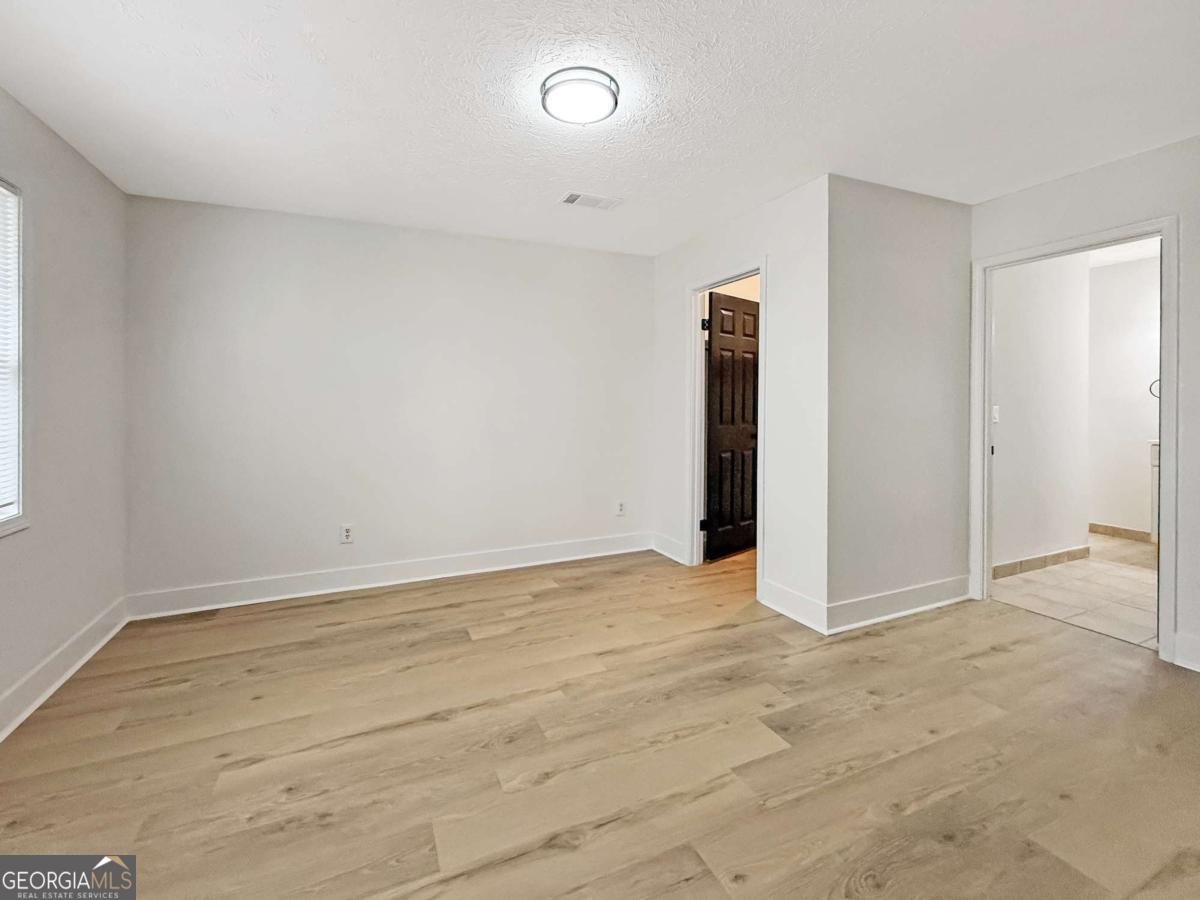 2735 Lakeside Trail Cumming - Photo 9