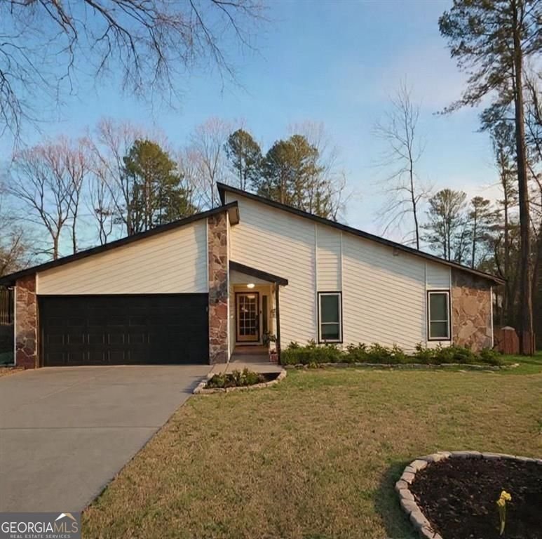 1366 Gray Rock Drive Marietta - Photo 1