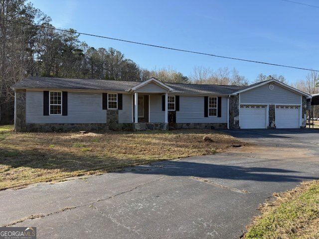 394 Smith Road Newnan - Photo 1