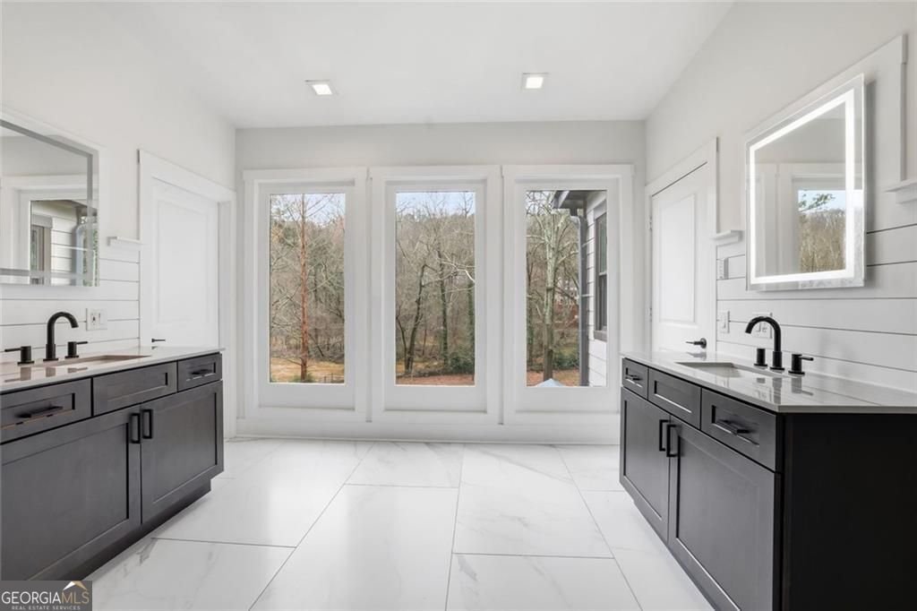 9785 La View Circle Roswell - Photo 23