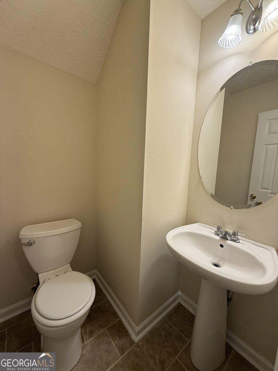 2035 Lakeside Circle Covington - Photo 14