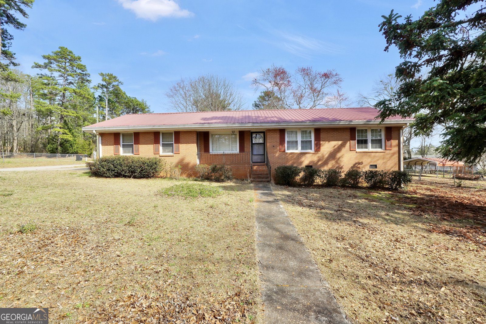 103 Julie Circle Griffin - Photo 1