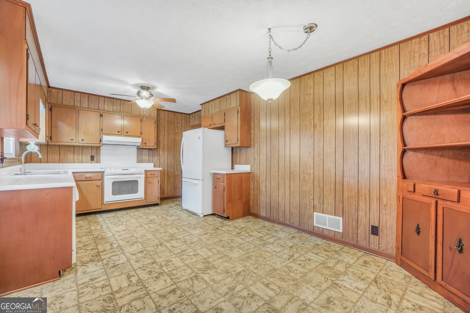 103 Julie Circle Griffin - Photo 8