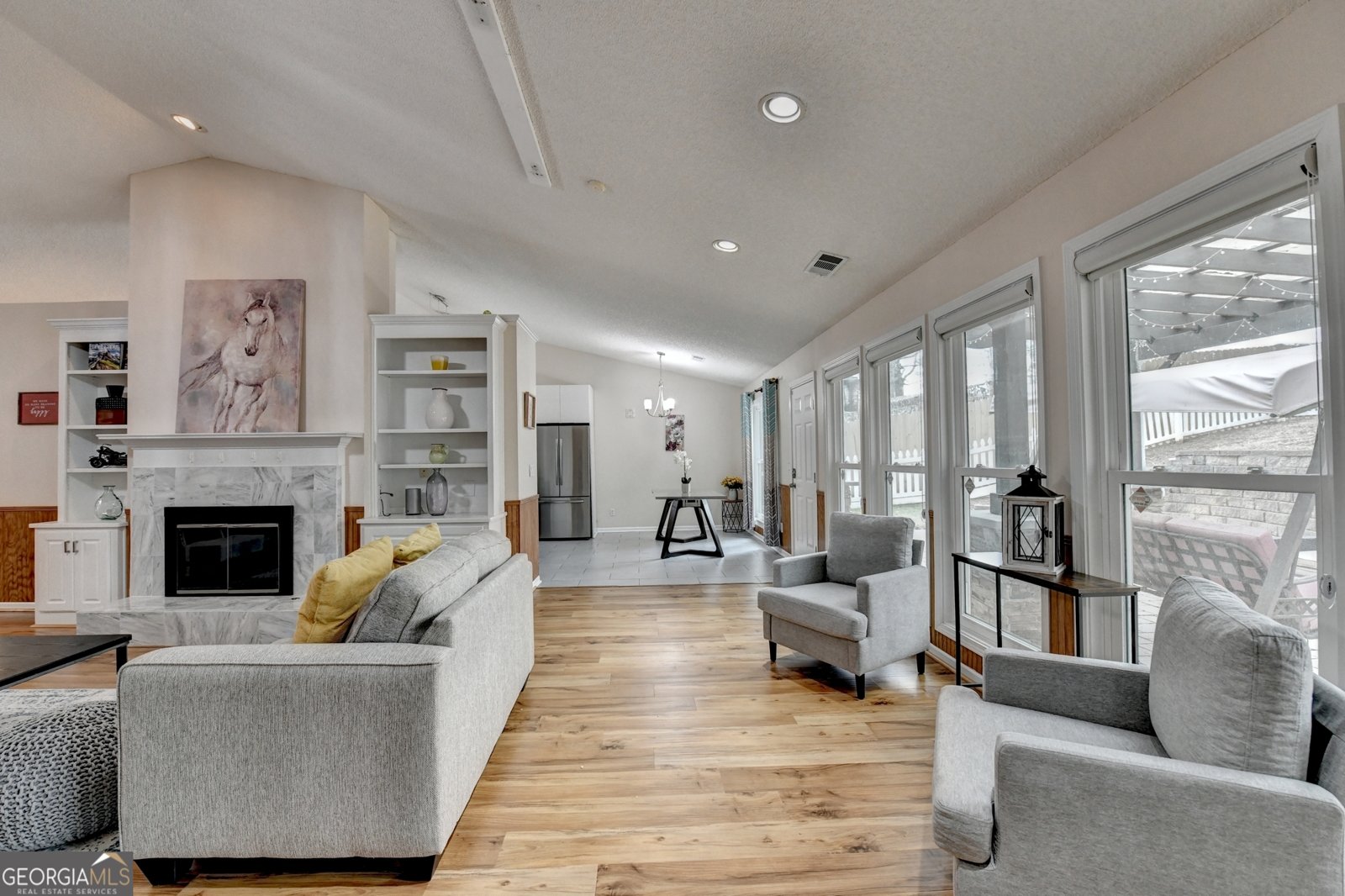 1296 Mandalay Court Lilburn - Photo 12