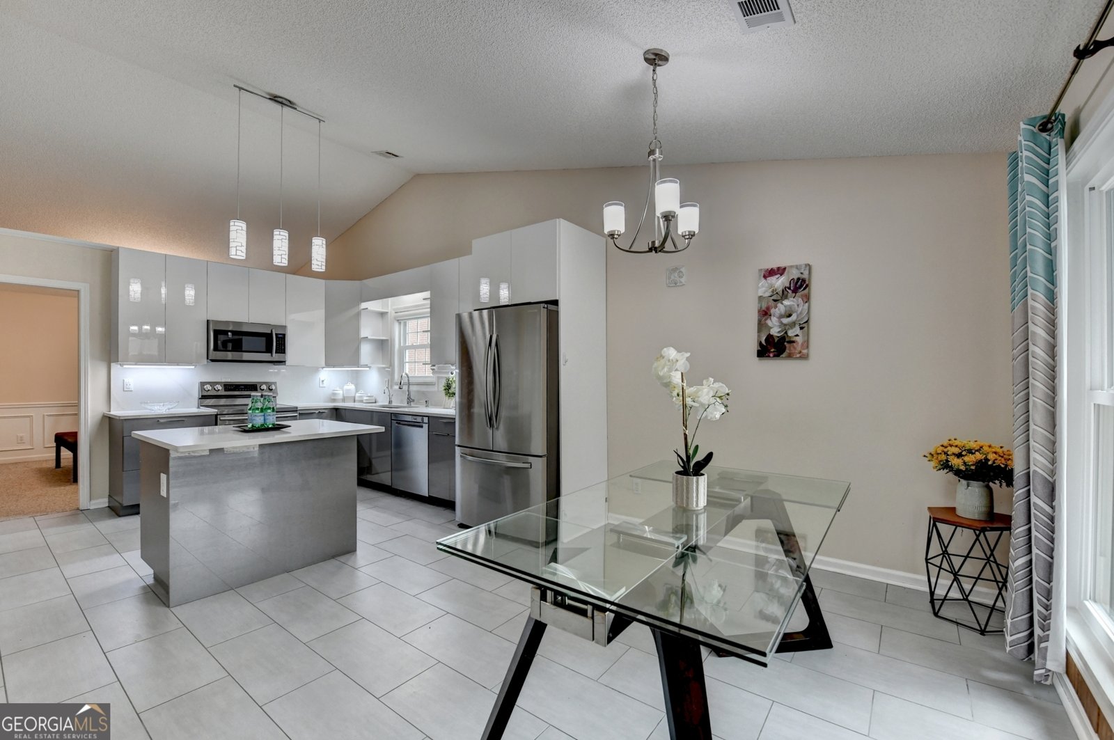 1296 Mandalay Court Lilburn - Photo 16