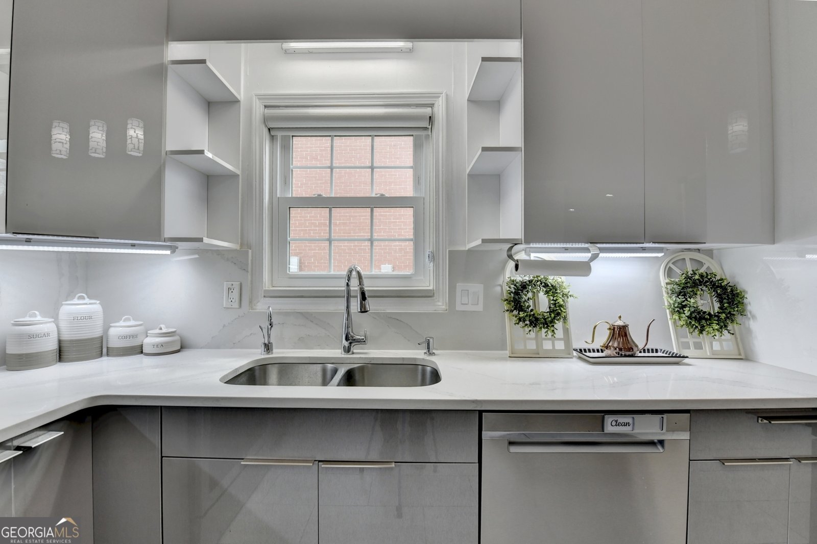 1296 Mandalay Court Lilburn - Photo 25