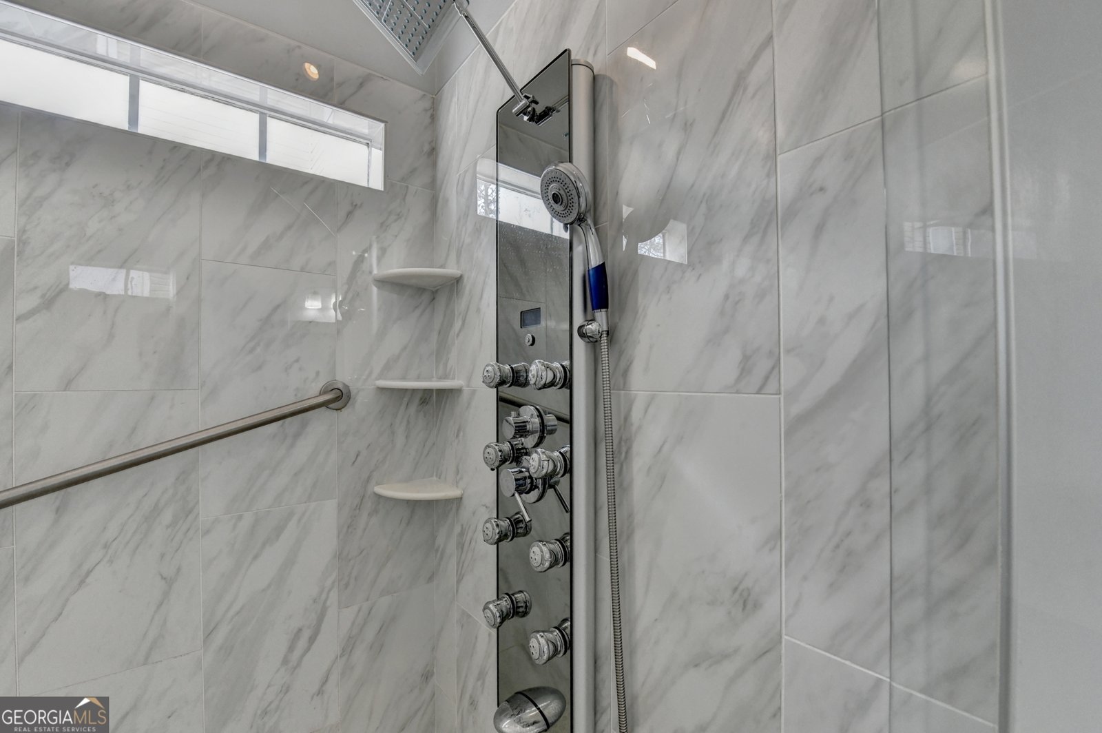 1296 Mandalay Court Lilburn - Photo 36