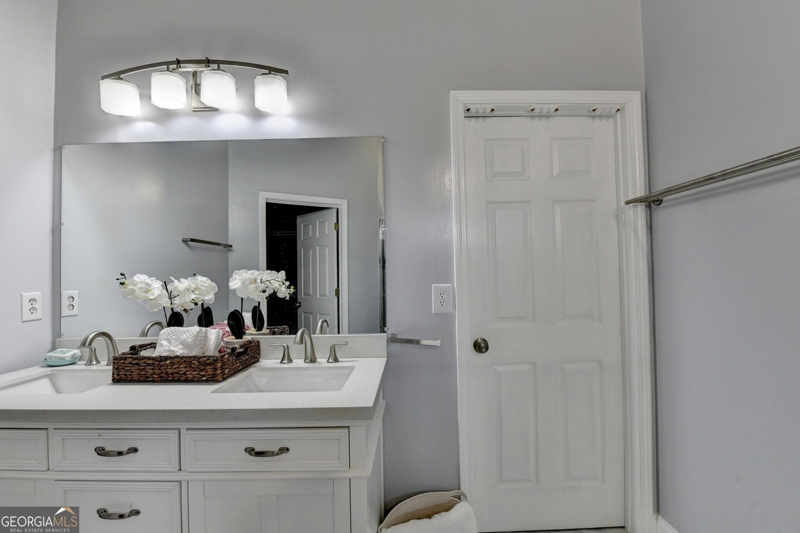 1296 Mandalay Court Lilburn - Photo 37