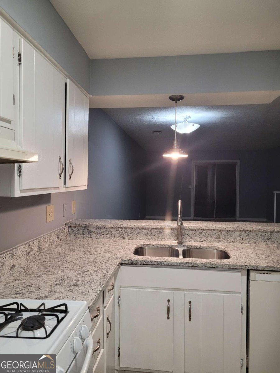 457 Prince Of Wales Stone Mountain - Photo 6