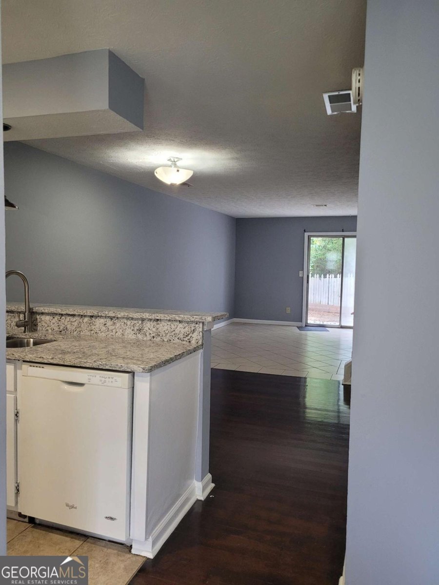 457 Prince Of Wales Stone Mountain - Photo 9