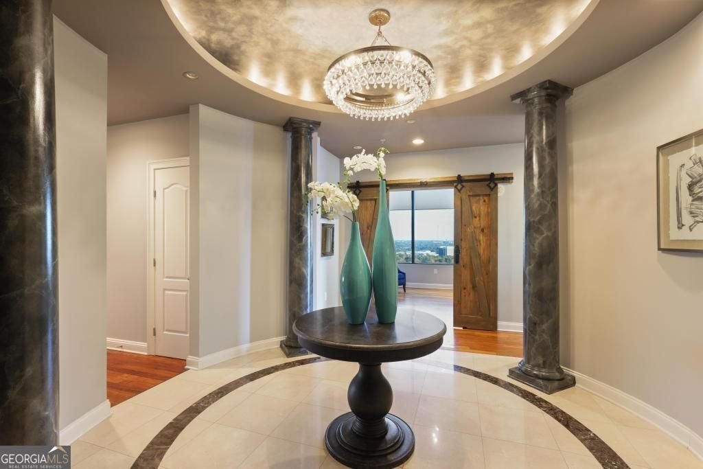 2828 Peachtree Road Atlanta - Photo 1