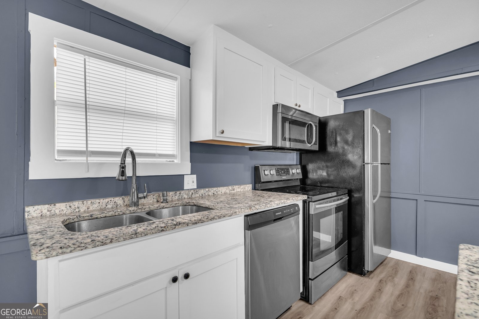 5334 Teakwood Drive Gainesville - Photo 11