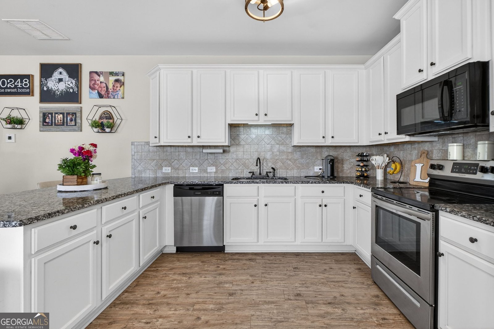 482 Louise Way Locust Grove - Photo 10