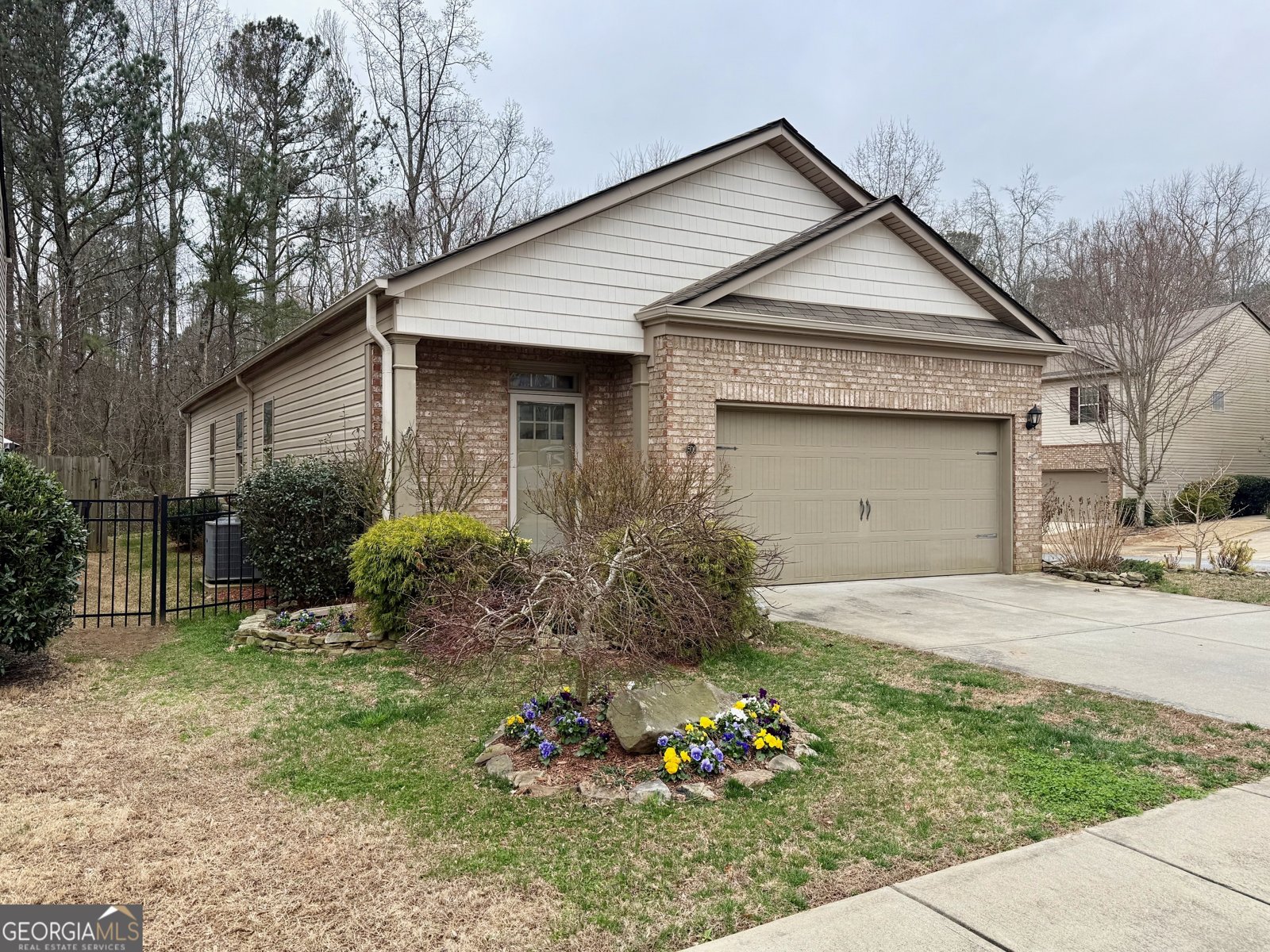 500 Altama Way Acworth - Photo 1