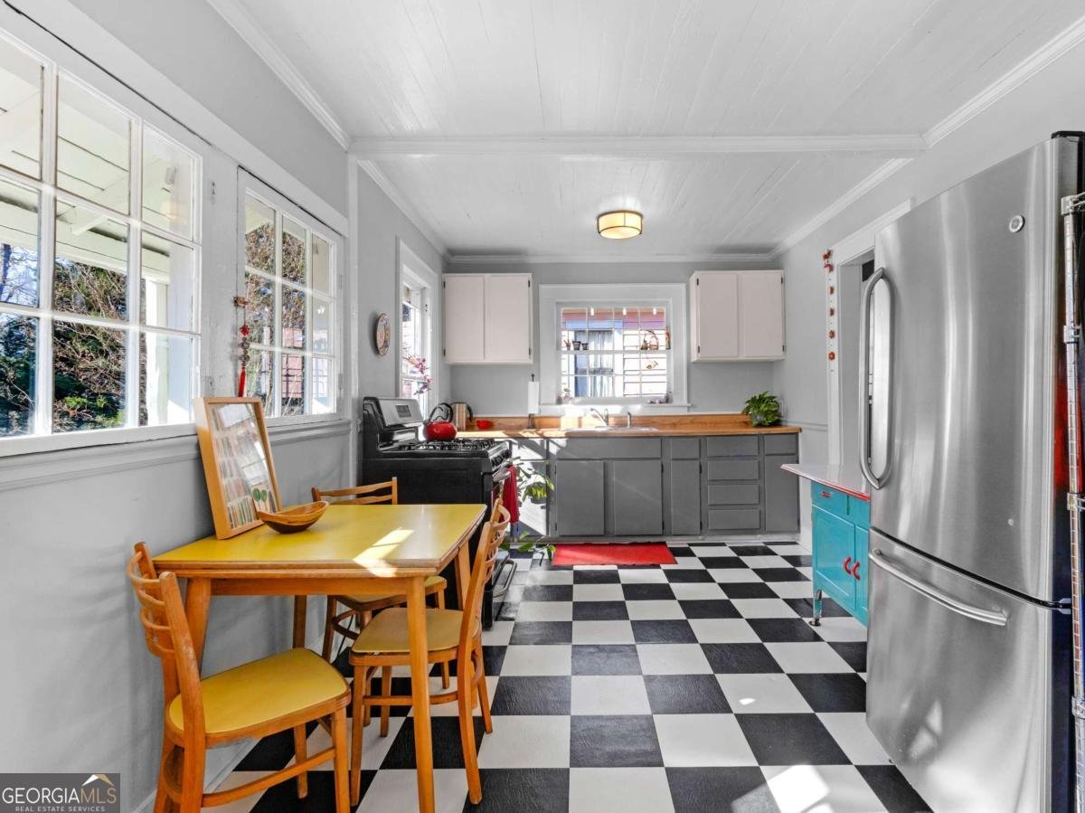 719 Stokeswood Avenue Atlanta - Photo 10