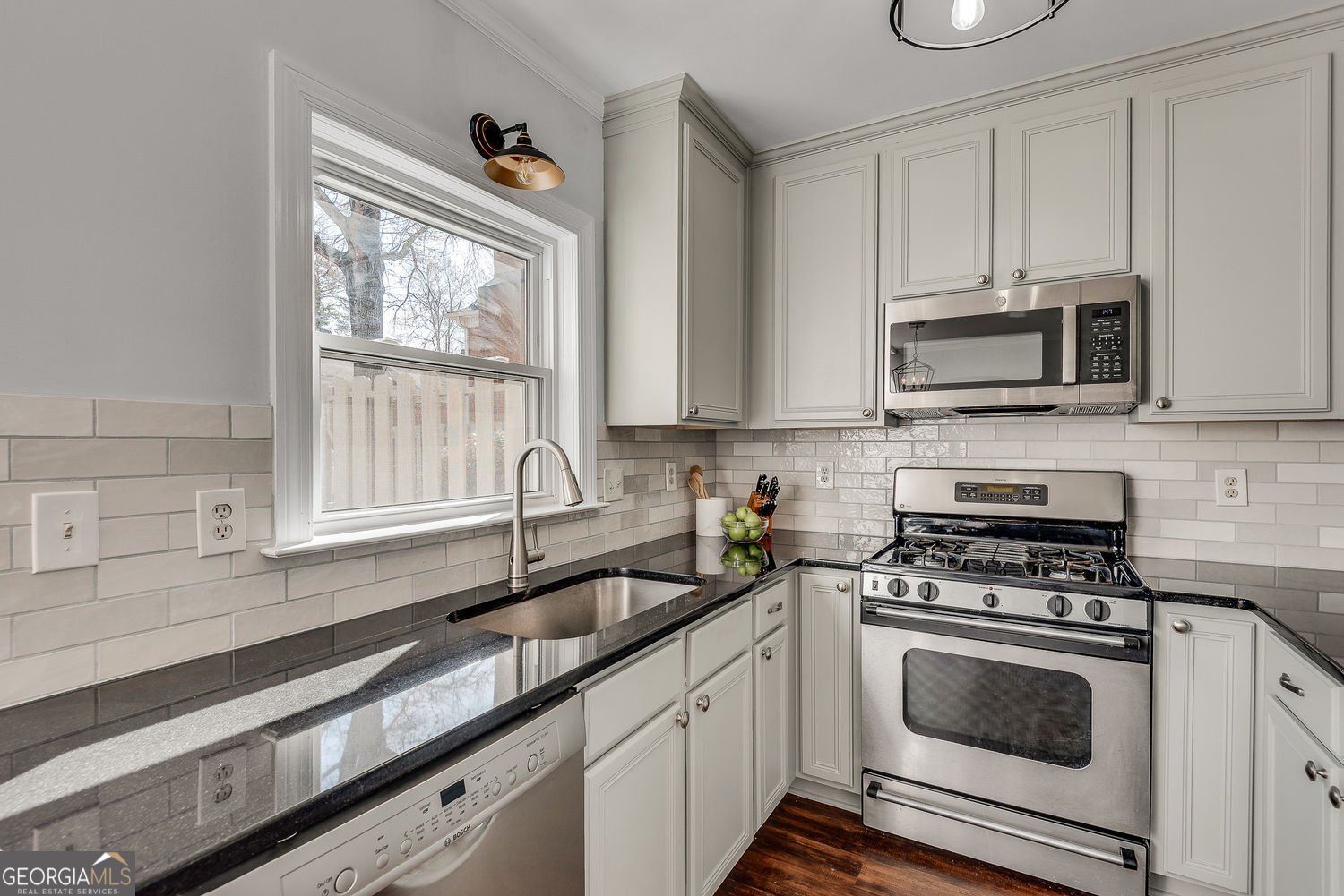 100 Mount Vernon Circle Atlanta - Photo 18