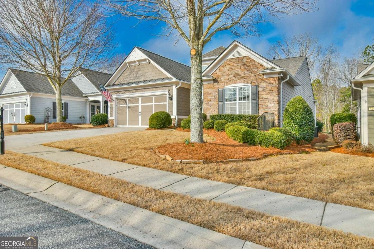 6468 Lantern Ridge Hoschton - Photo 1