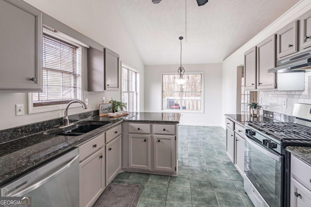 1710 Omie Way Lawrenceville - Photo 9