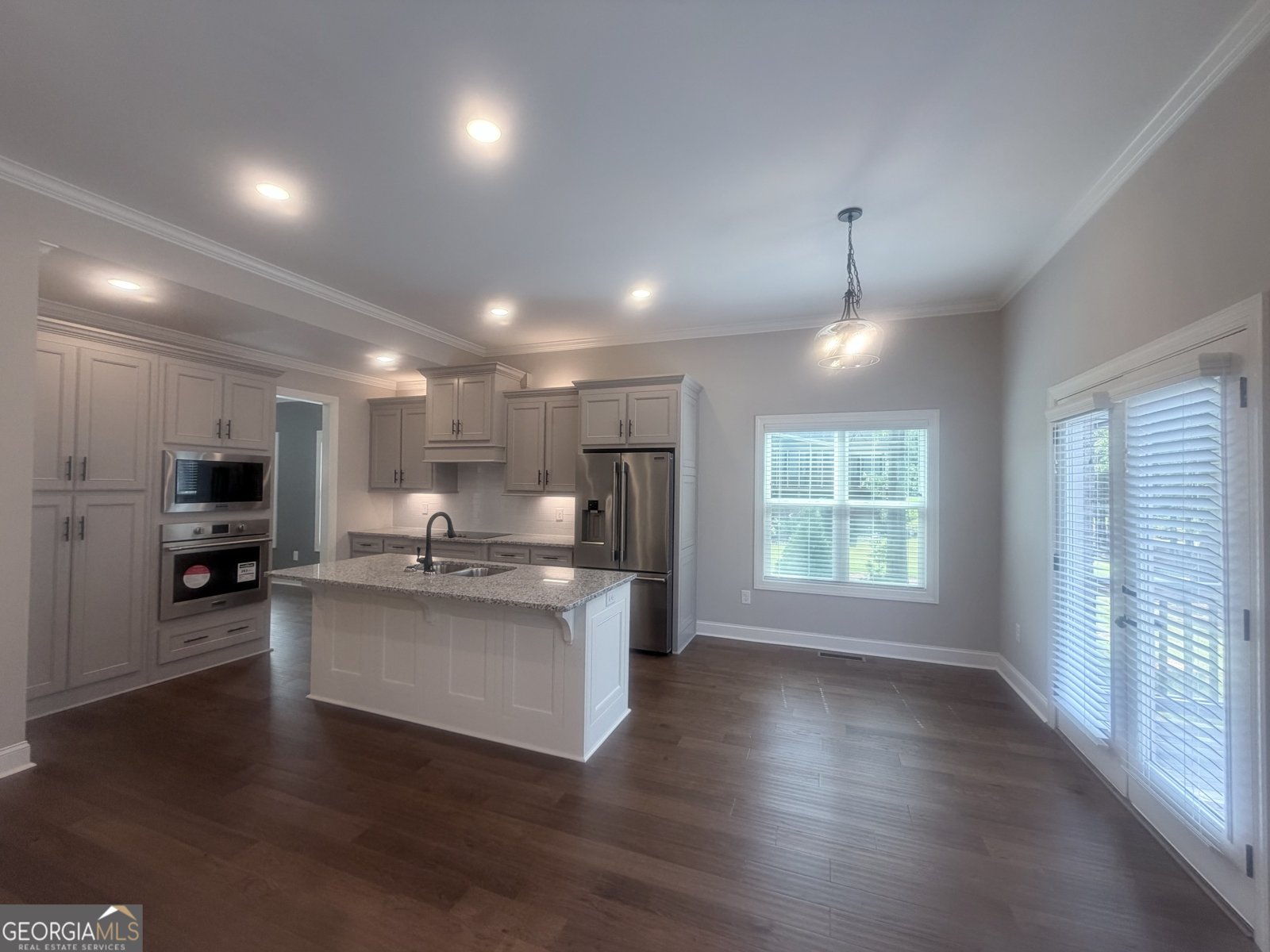 2577 Blazing Star Court Statham - Photo 11