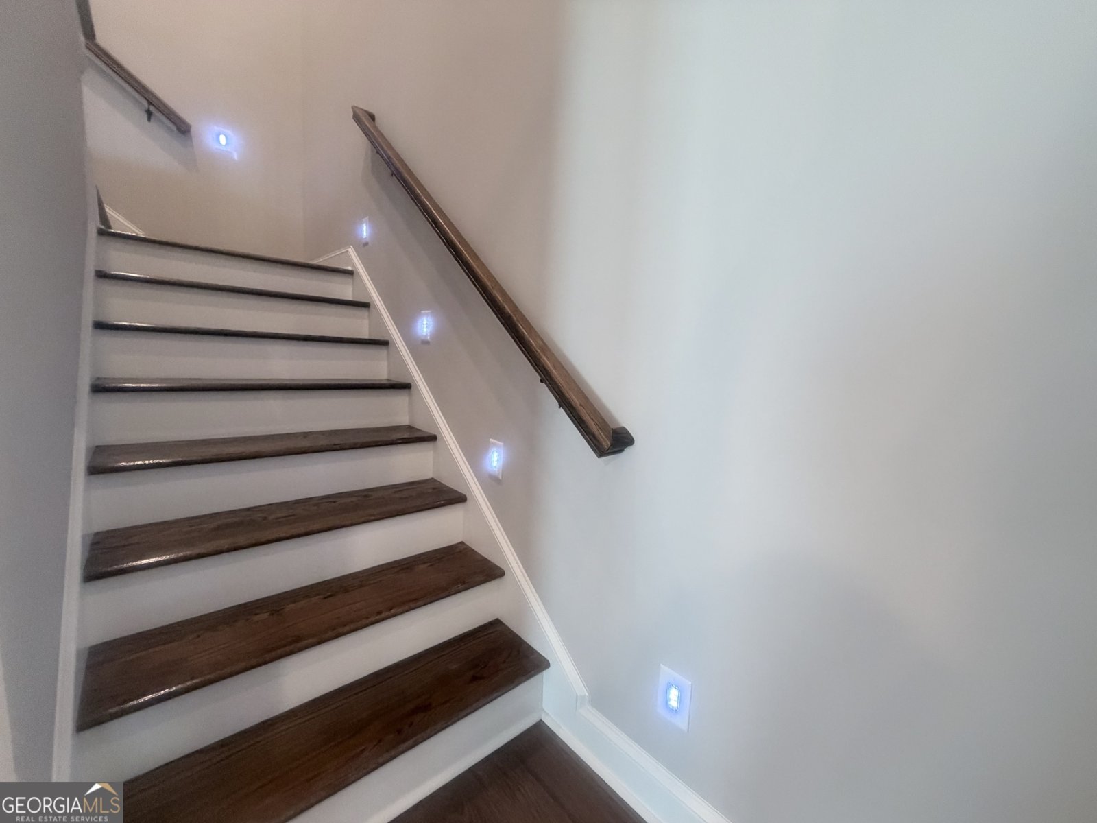 2577 Blazing Star Court Statham - Photo 22