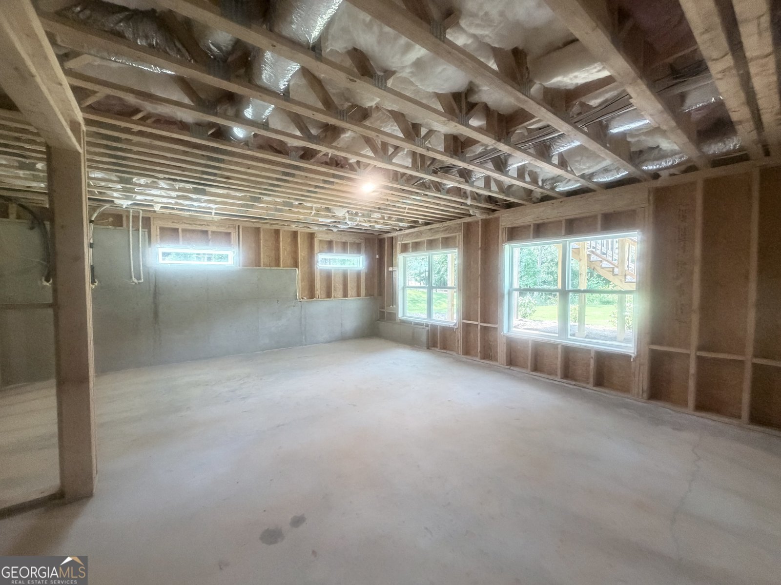 2577 Blazing Star Court Statham - Photo 37