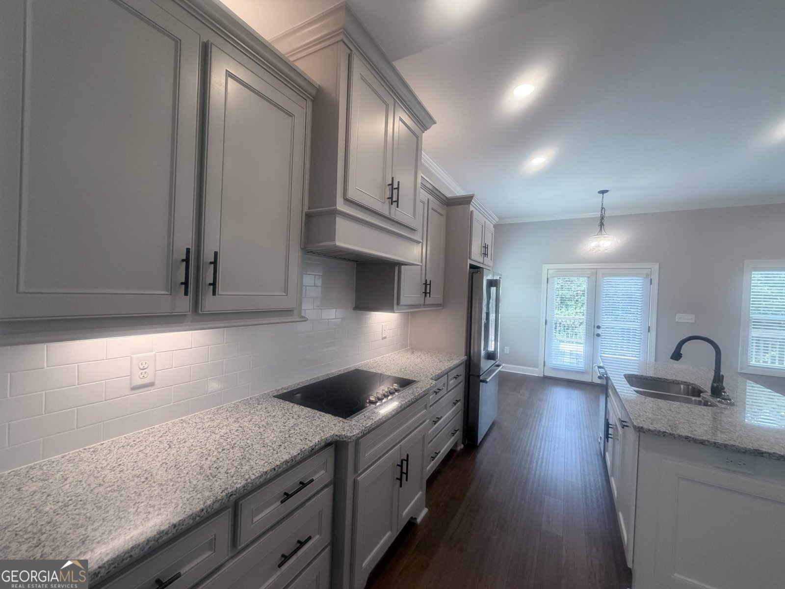 2577 Blazing Star Court Statham - Photo 9