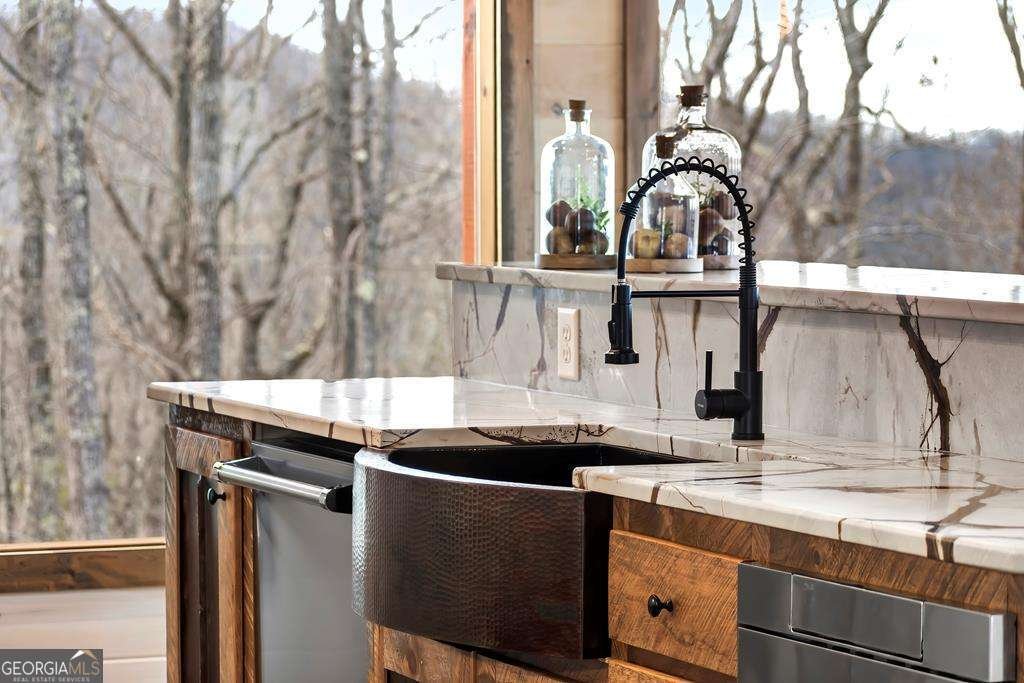 470 Skylight Drive Blue Ridge - Photo 11