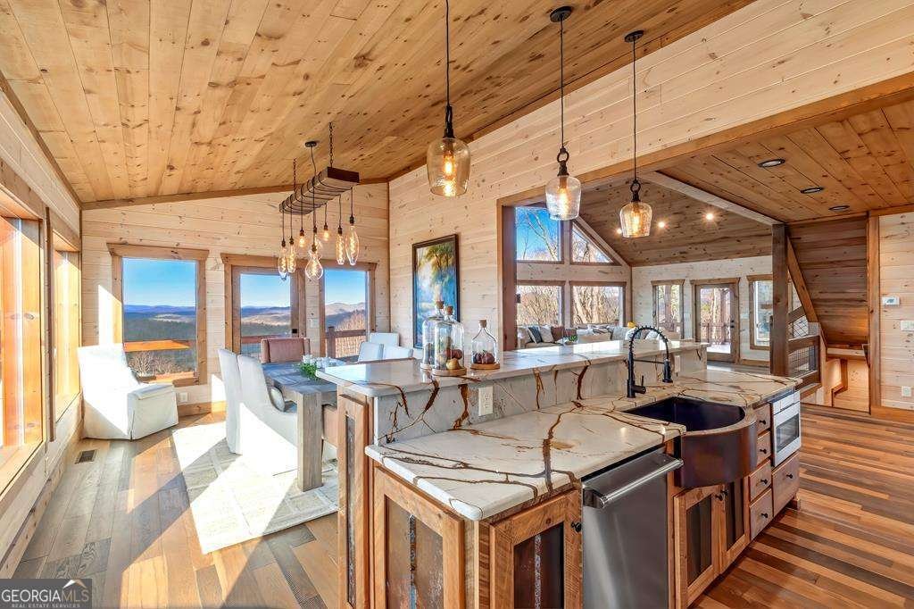 470 Skylight Drive Blue Ridge - Photo 9