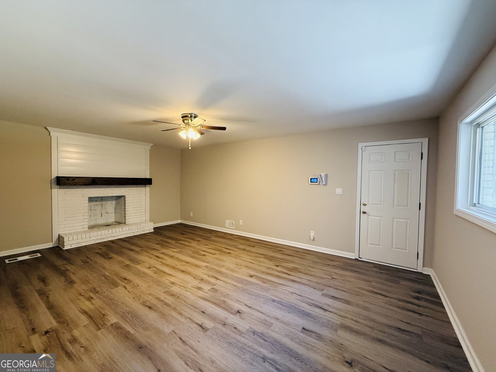 421 Safari Circle Stone Mountain - Photo 10