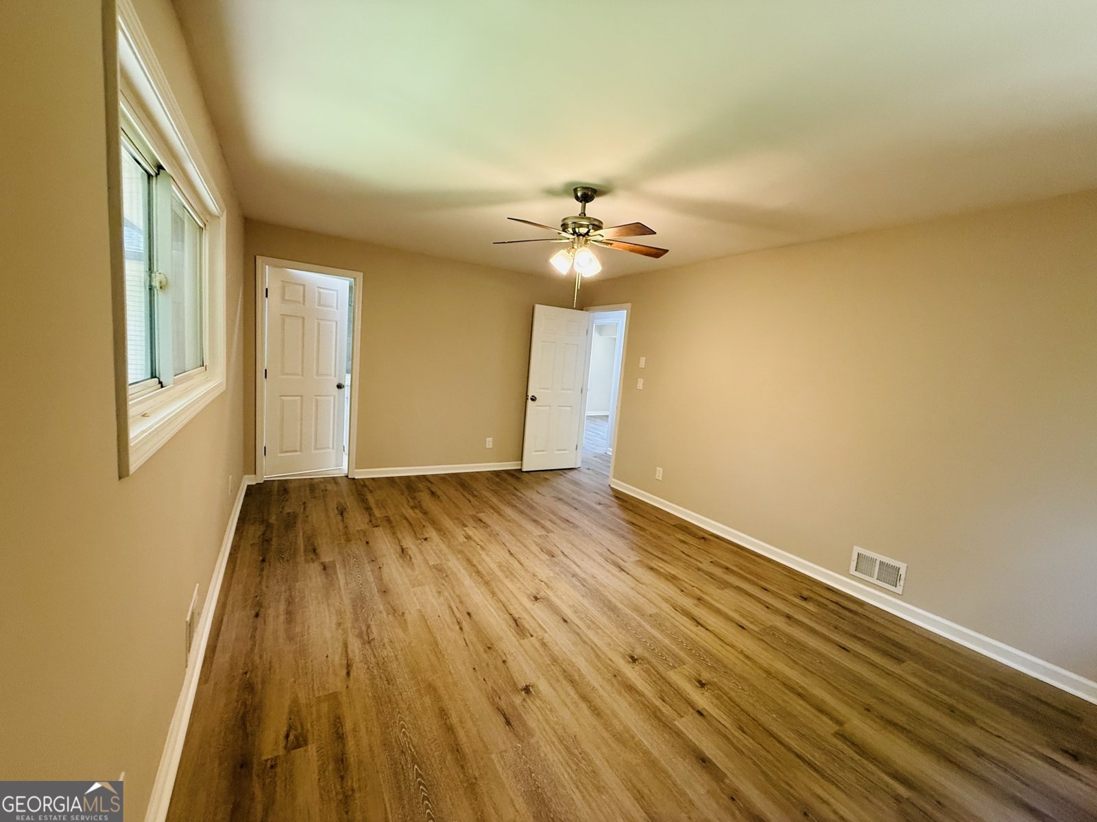 421 Safari Circle Stone Mountain - Photo 14