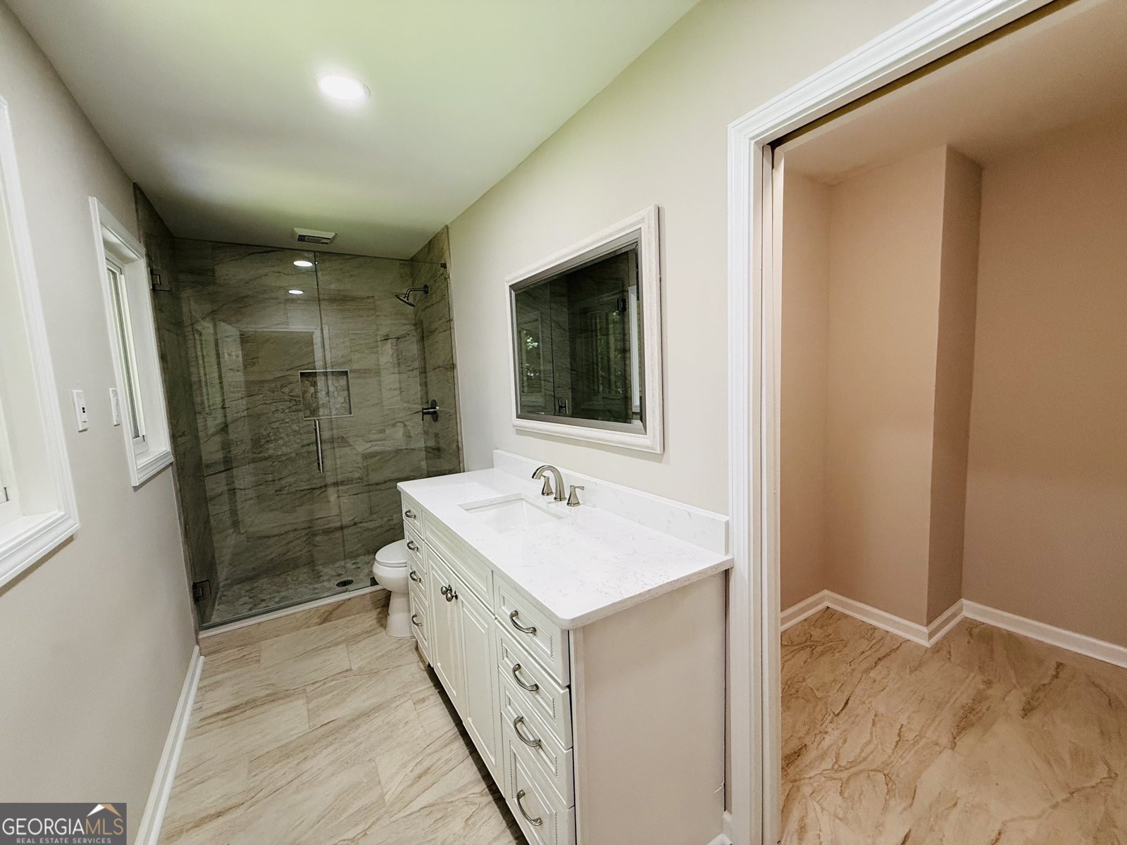 421 Safari Circle Stone Mountain - Photo 17