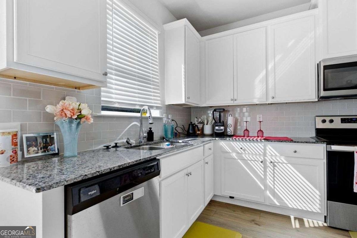 4006 Riverchess Drive Atlanta - Photo 9