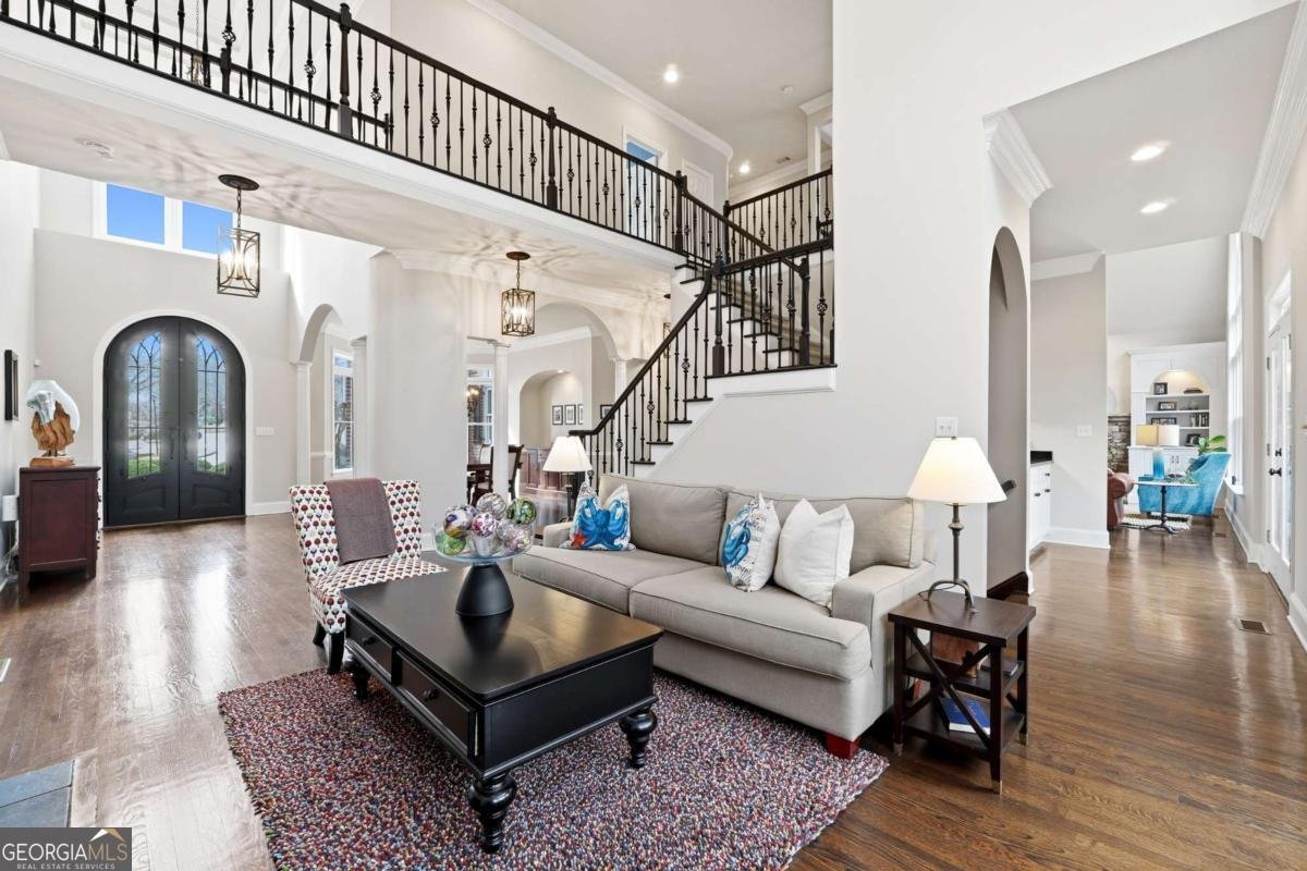 9885 Nature Mill Road Johns Creek - Photo 6